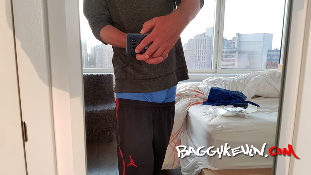 Saggertom in Jordan trackpants
