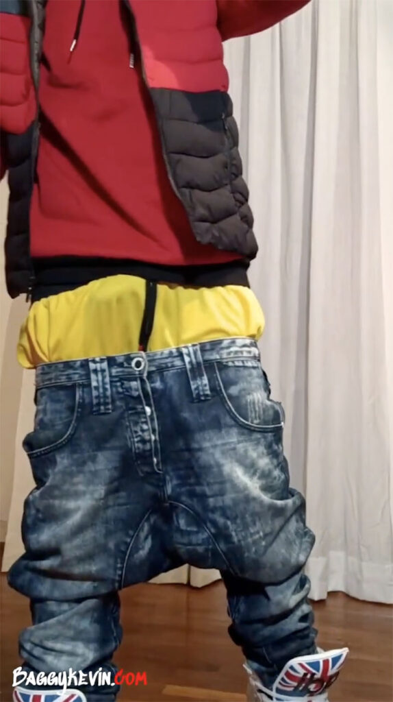 Cumonjeans double sag
